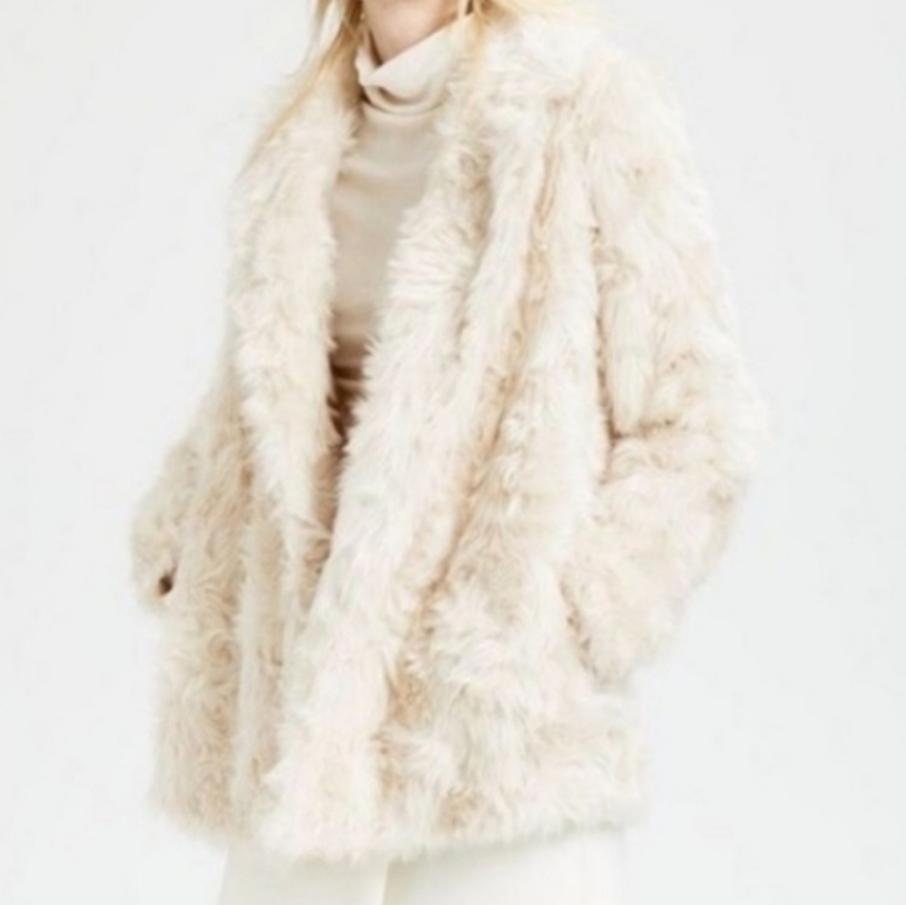 NWT Theory Clairene Jackson Ivory Faux Fur Jacket - Picture 1 of 8
